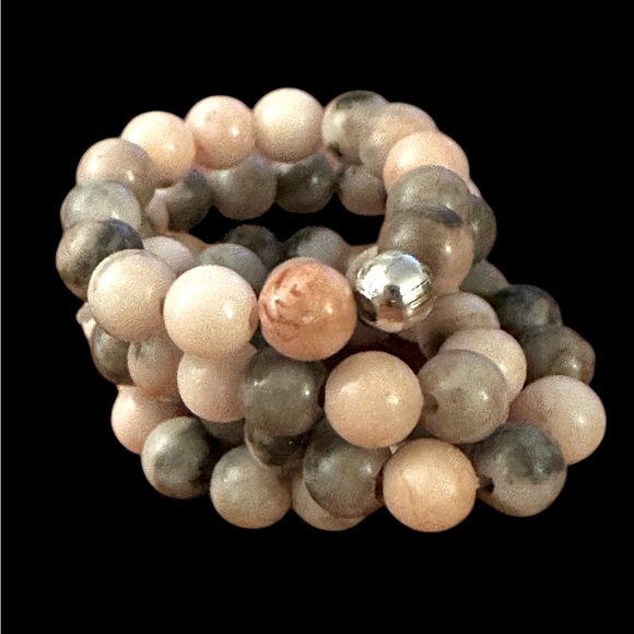 RINGS Crystal Stretch Rings - Picture 5 of 11